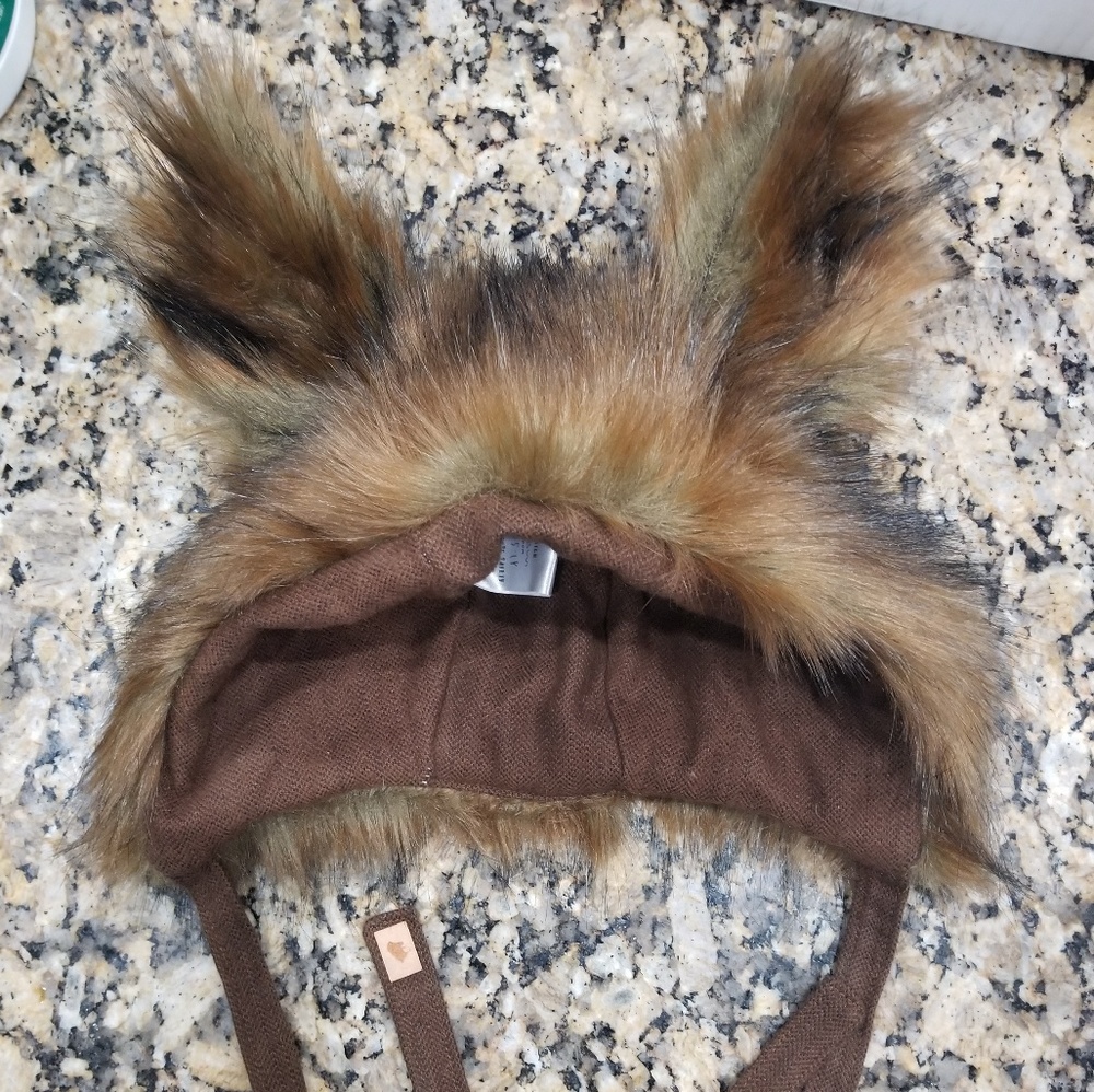 Chocolate wolf bonnet